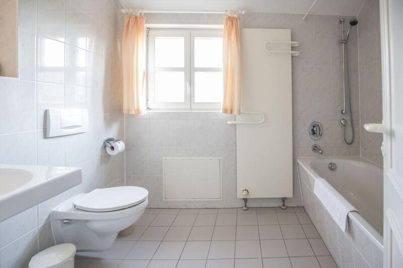 Feriendorf Rugana - Klassik Appartement Mit 1 Schlafzimmer B58 Dranske Ngoại thất bức ảnh